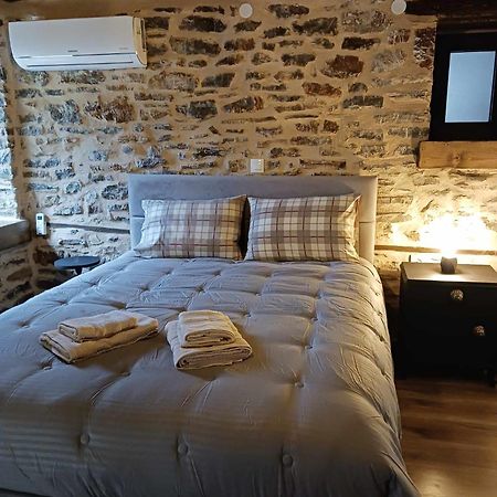 Guesthouse Amalia Kalesmenon Ngoại thất bức ảnh