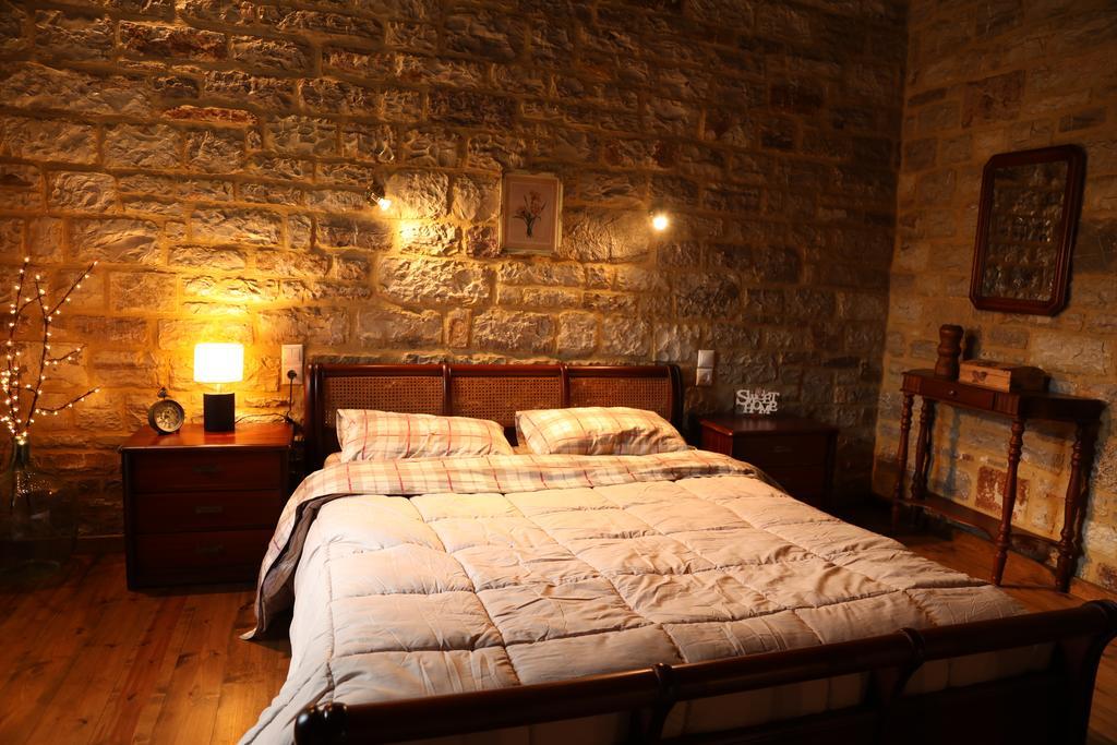 Guesthouse Amalia Kalesmenon Ngoại thất bức ảnh
