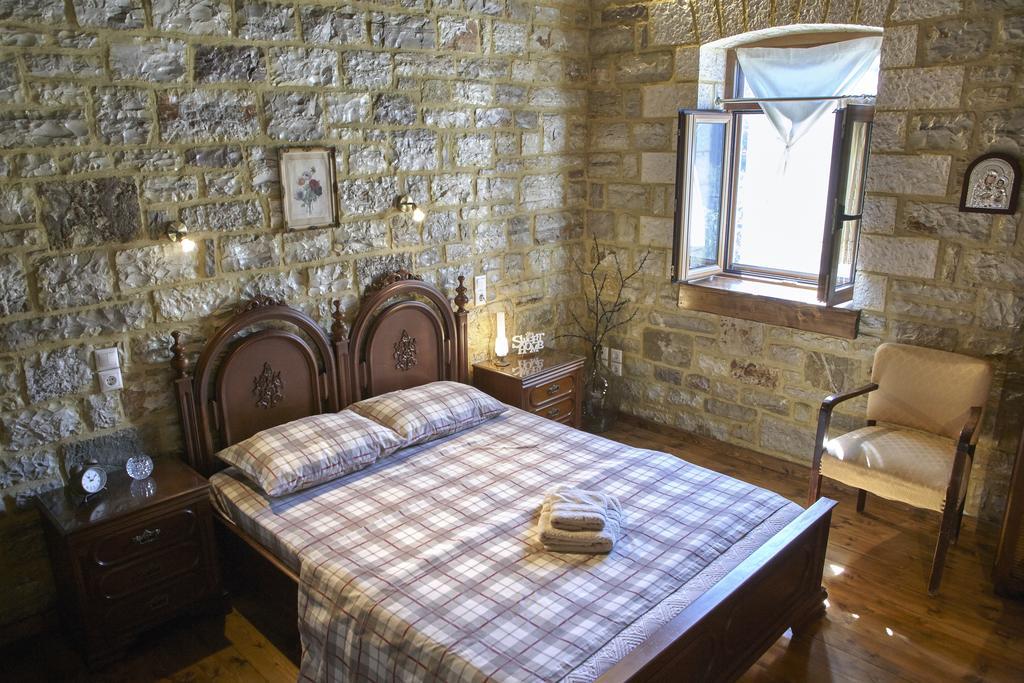 Guesthouse Amalia Kalesmenon Ngoại thất bức ảnh